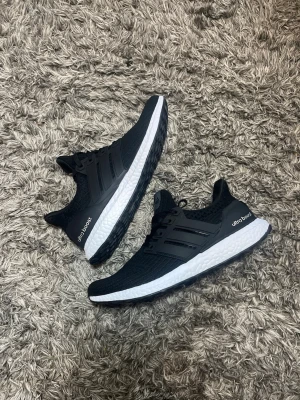 Adida - Adida skor 