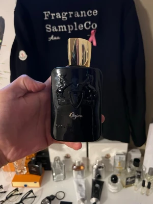Parfums de Marly Oajan EDP Gamla Batch - Säljer nu en discountinued version av oajan som är bättre än dagens, rymmer 125ml men har 60ml kvar, självklart äkta 