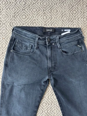 Replay jeans - Replay jeans - Modell: Anbass - Storlek: W31/L30 - skick: 9/10 - Nypris runt 2000kr 