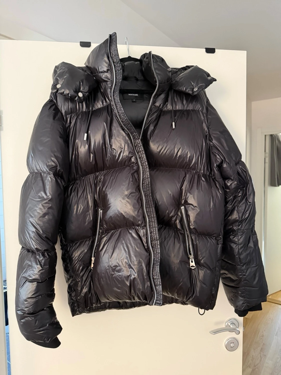 Svart pufferjacka från Mackage