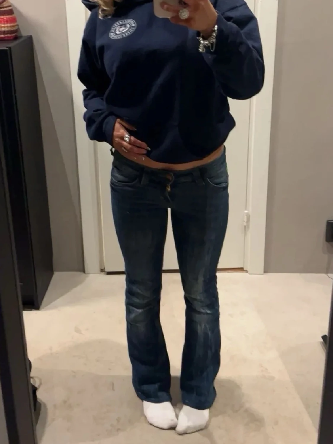 Mörkblå cheap monday jeans - 1