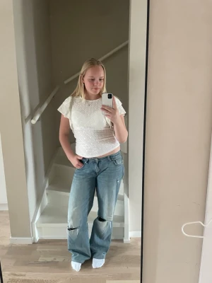 Vit blus  - Super fin vit blus från Lindex🤍🤍 Originalpris: 249kr 