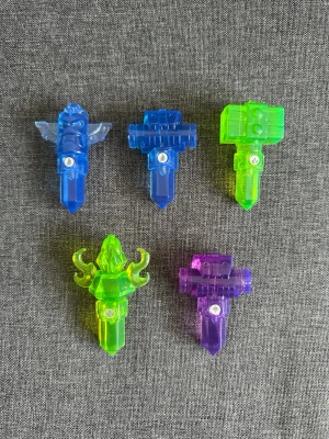  Skylanders Trap Team Traps/Fällor - 5 st - Skylanders Traps/Fällor i fint skick!  Water Tiki Water Log Holder Life Hammer Life Torch Magic Log Holder