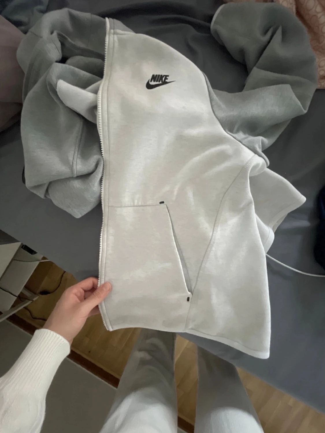 Nike tech (old season)  - 1