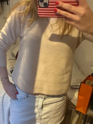 Stickad tröja Kashmir  - Supersnygg tröja i Kashmir från h&m