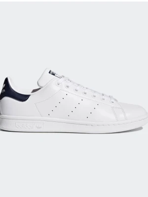 Vita Adidas Stan Smith sneakers - Har vuxit ut jätte fina adidas stan Smith sneakers! Använda väldigt lite! 💕🫰🏻