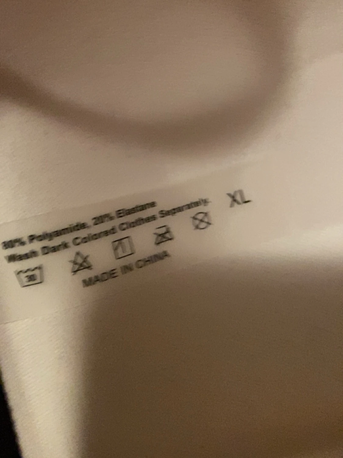 Svart bikiniöverdel med knyt - 2