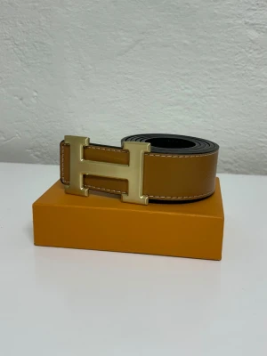 Herme's Bälte  - Helt ny aldrig använd. Storlek 110cm. Snabb frakt. Endast bälte