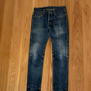 Levis jeans - Snygga Levis jeans. Passar till allt, 501 so dom är slim! Kom gärna med frågor!😀