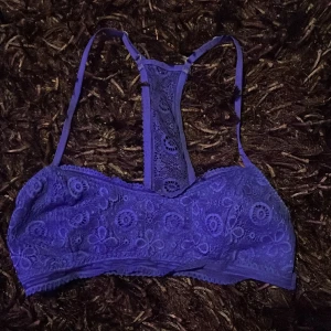 Blå BH - 75cm runtomkring
