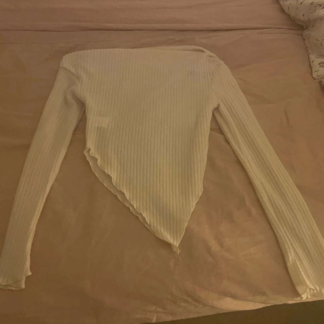 Vit lettuce trim tröja