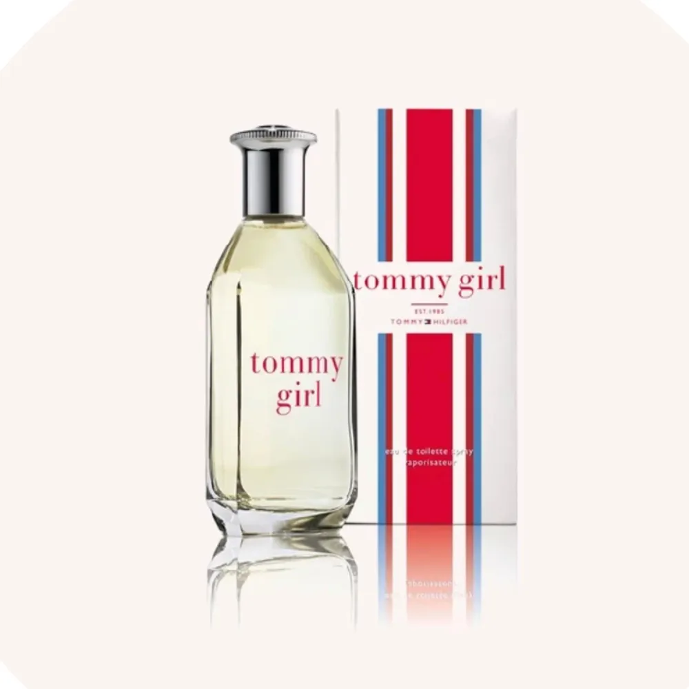Säljer denna parfym från Tommy hilfiger. Oanvänd, helt ny. Nypris: ca 700kr. Övrigt.