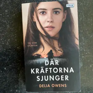Säljer boken: där kräftorna sjunger av Delia Owens. Finns att hämta i Göteborg eller Karlskrona. Kan skickas.