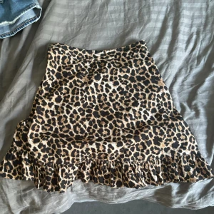 Leopard kjol - Nyskick!
