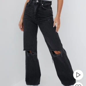 Gina tricot Jeans - En helt ny jeans från Gina Det heter.                 (idun wide jeans) lappen finns kvar ☺️