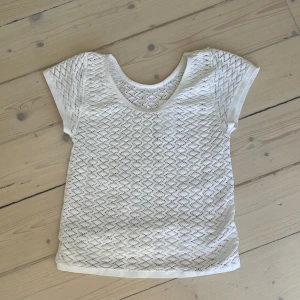 fin tröja - gullig tröja som ej kommer till användning! som ny❤️