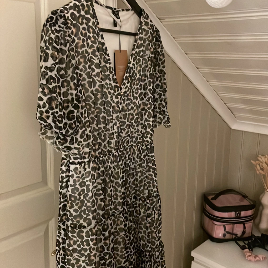 Leopard klänning Vero Moda - 4