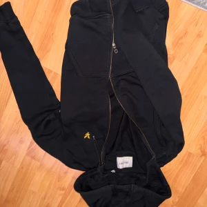 Lyle&Scott Tröja - Skön tröja, storlek XS