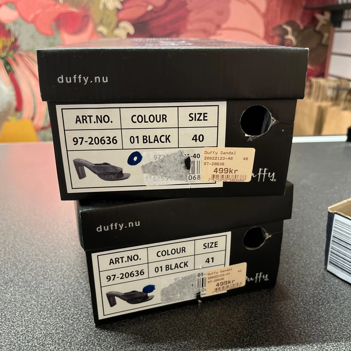 Svarta klackar  - 92