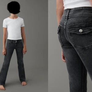 Gina Young jeans - Gina tricot Young bootcut jeans, lågmidjade.Fint skick andvända fåtal gånger💕skriv dm för mer information💕