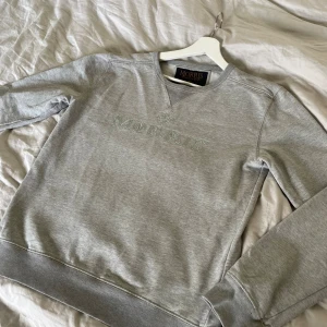 Morris tröja - Nypris:1200  Fint skick inte mycket använd