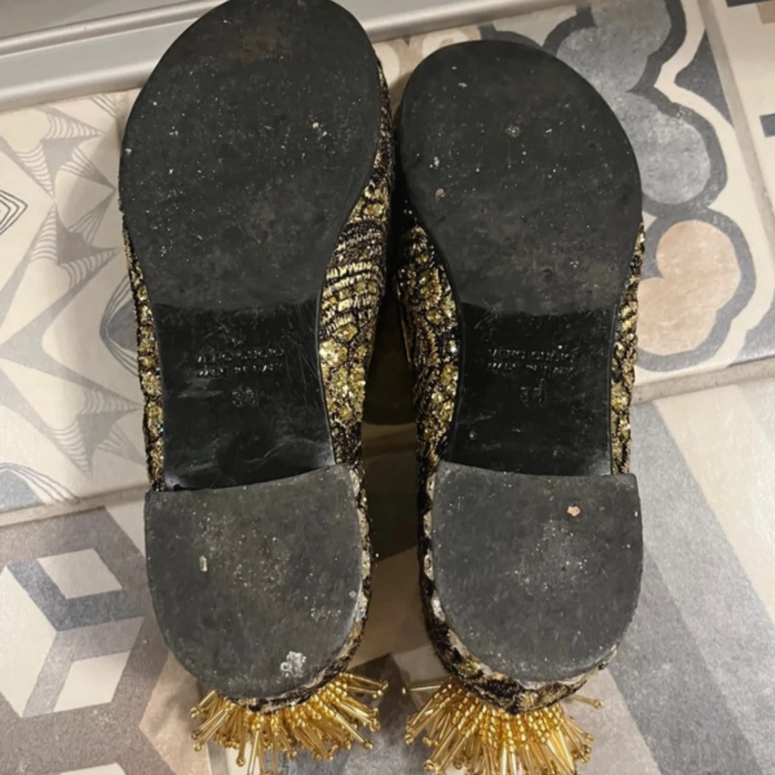 Quis Quis finskor  - 92