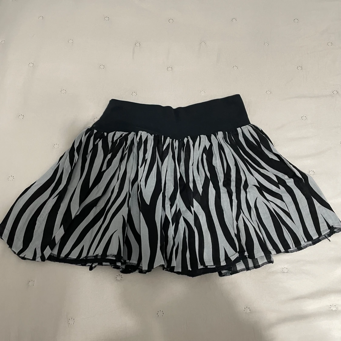  Zebra skirt 