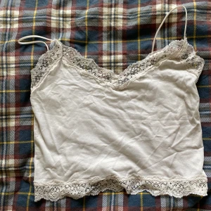 Linne med spets - Används ej ❤️