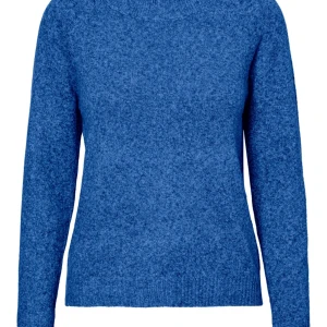 Blå stickad tröja  -  Säljer min blåa stickade tröja från Vero Moda då den inte kommer till användning💗 