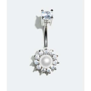 Silver navelpeircing - Äkta silver. Aldrig använd. Nypris 179kr säkjer för 120