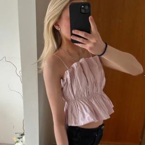 Topp  - Superfin topp från h&m🤩