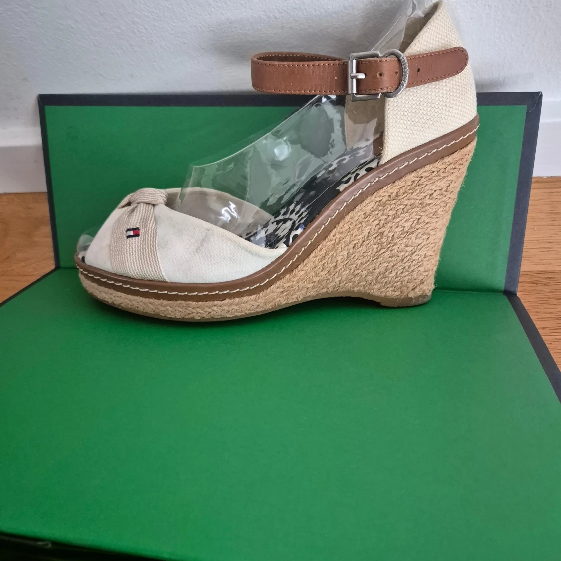 Tommy Hilfiger st 39