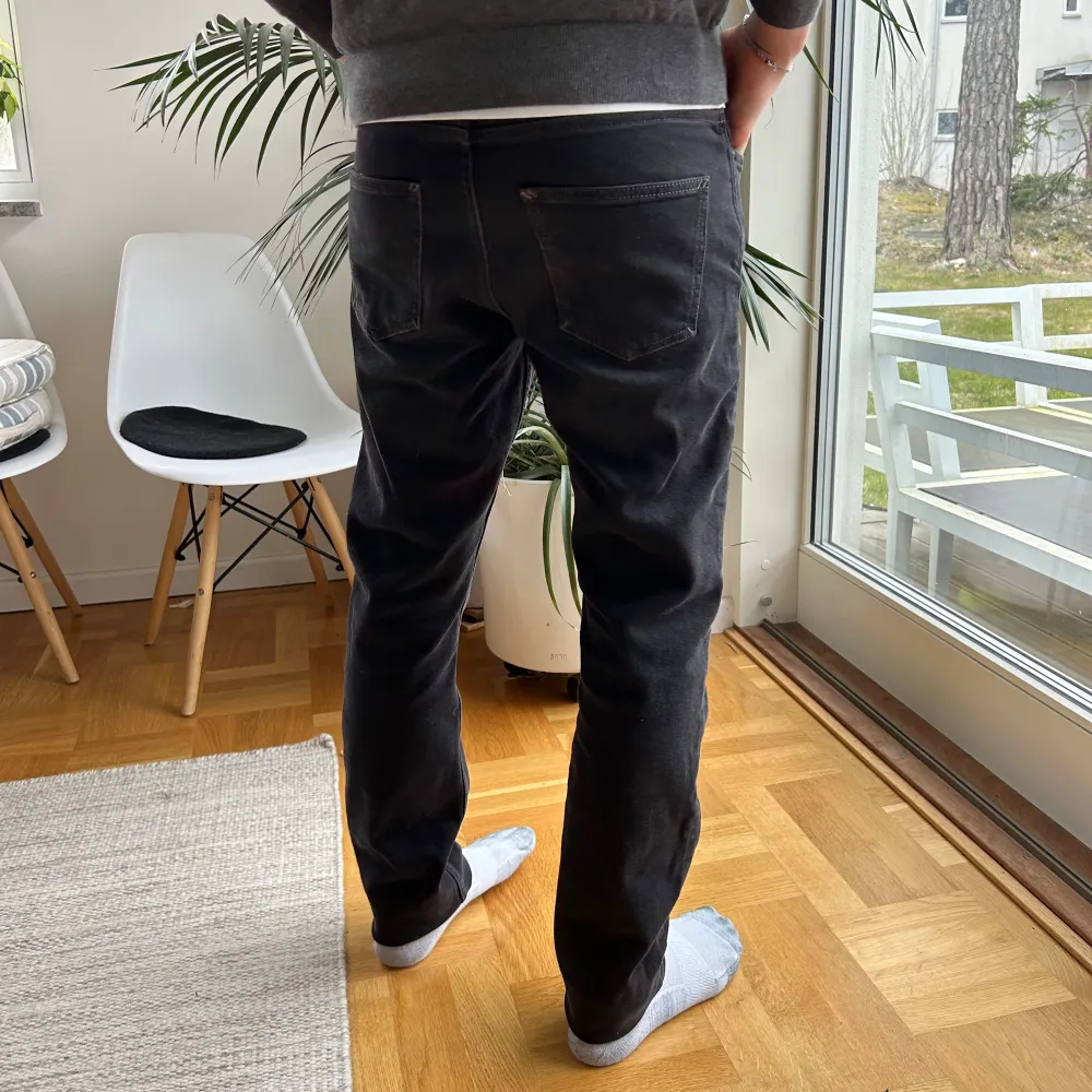 Snygga svarta jeans ifrån Esprit - oanvänt skick . Jeans & Byxor.