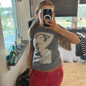 Cool t-shirt 👽 - Snygg t shirt med tryck