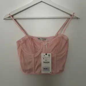 Bustier/korsett från Zara, oanvänd med lappen kvar.