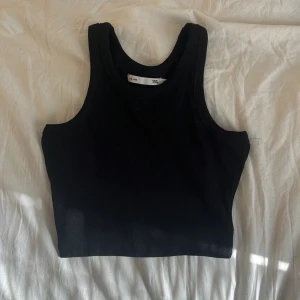 topp - svart ribbad topp från lager 157, inga defekter