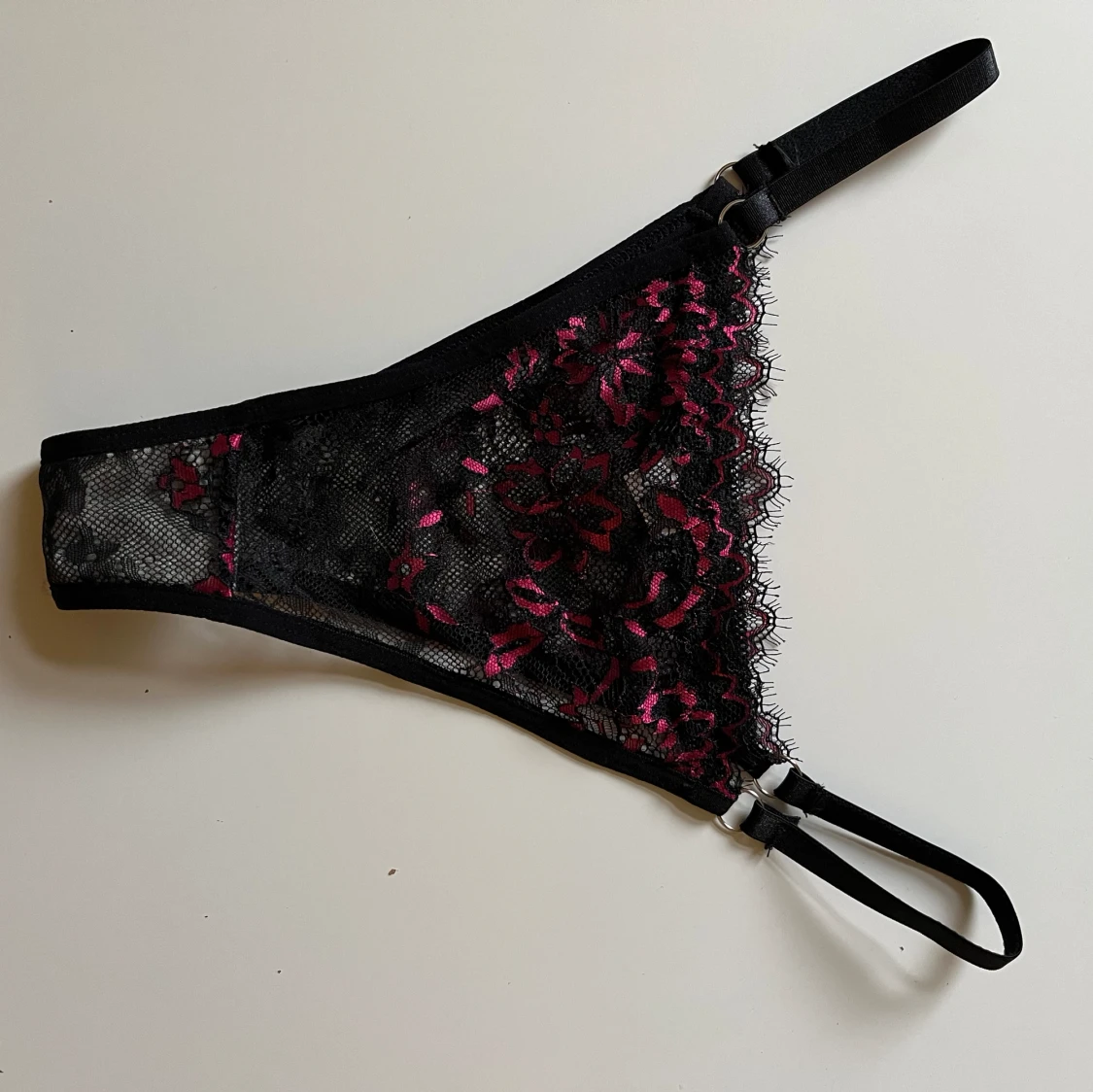 Underklädesset oanvänt strl S - 91