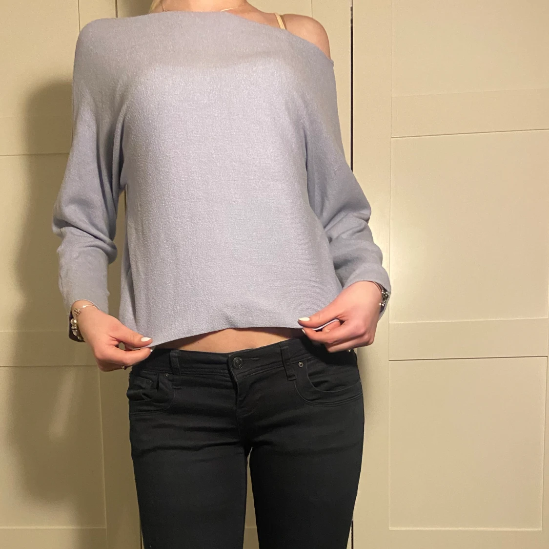 Blå stickad tröja - 90