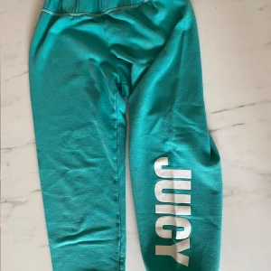 Juicy sweat pants - Juicy couture, baggy mjukisbyxor strl M