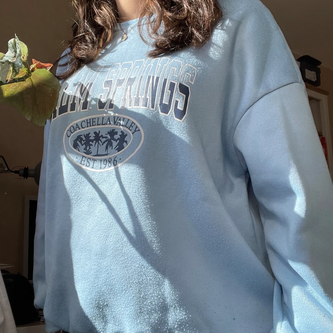  Ljusblå mjuk tröja