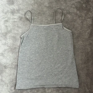 Linne - Linne med tunna band.