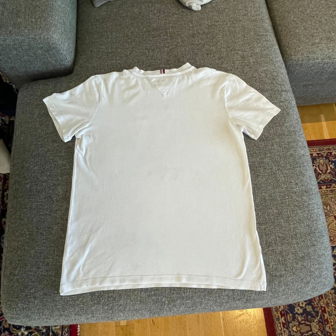 Vit Tommy hilfiger  - 90