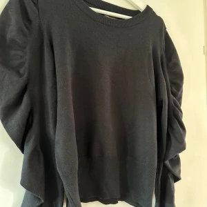 Tröja med scrunch-ärmar - Väldigt bra skick!🤍