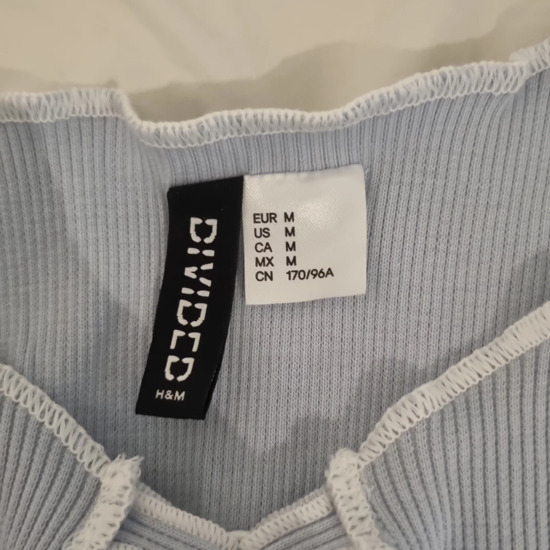 Tröja med snörning - 91