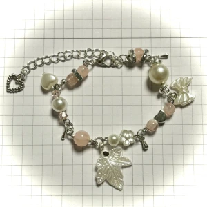 Armband  - Handgjort armband✨✨