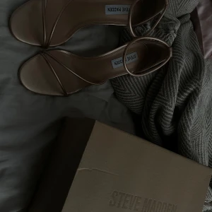 Klackskor  - Nya klackskor från Steve madden, bara provade! 