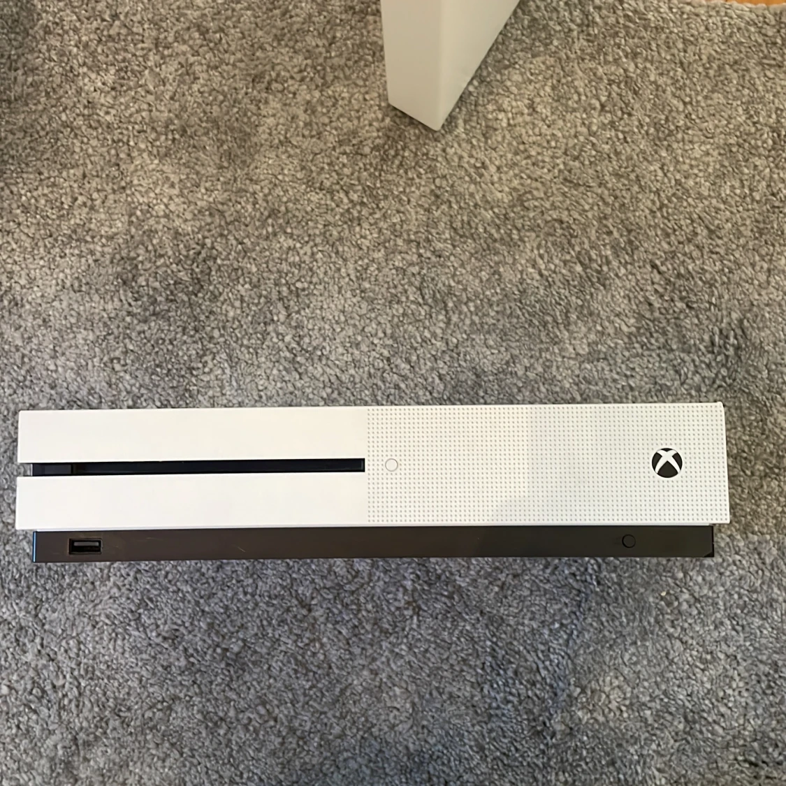 Xbox one s - 90