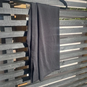 Byxa  - Mer information kontakta mig 