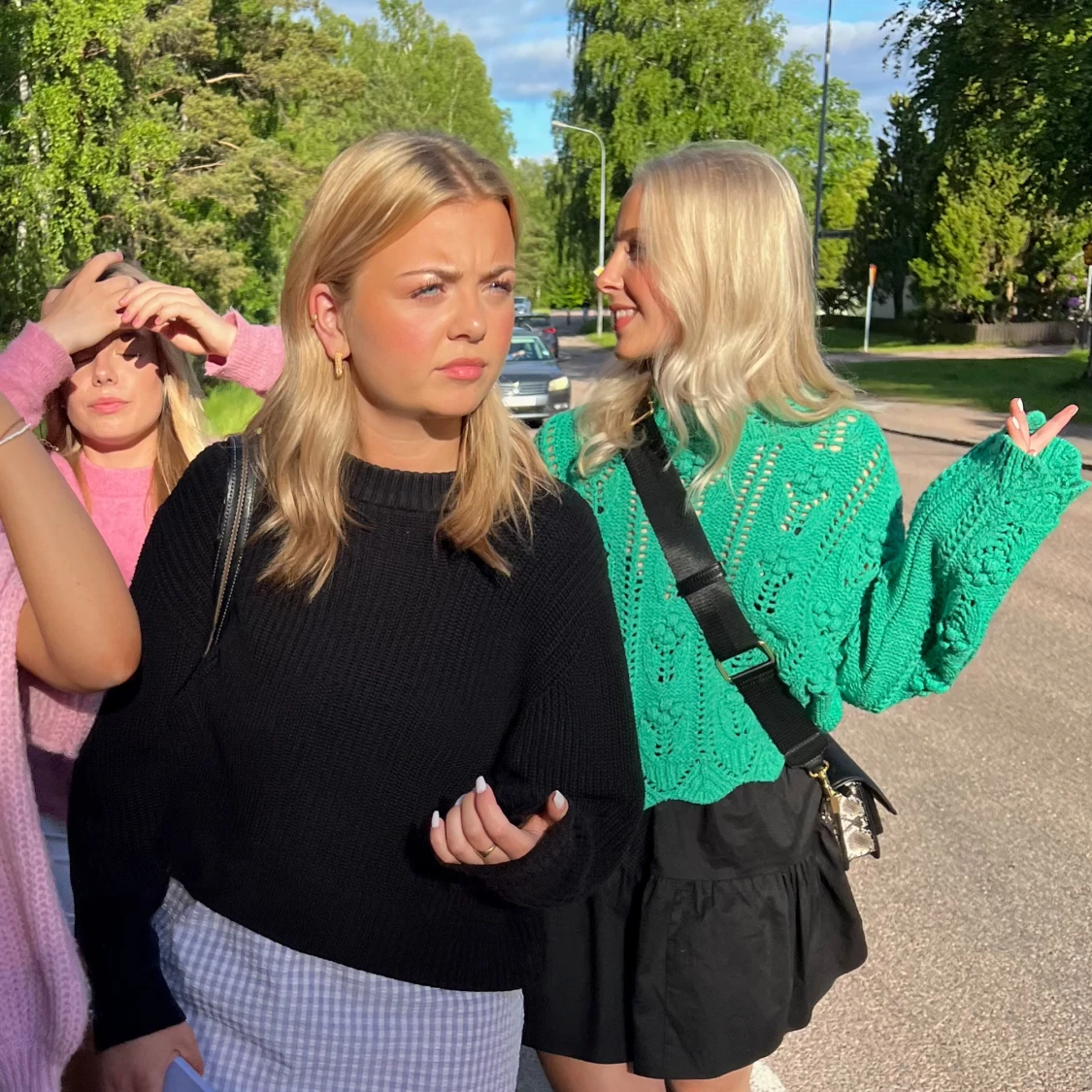 Grön stickad tröja  - 90