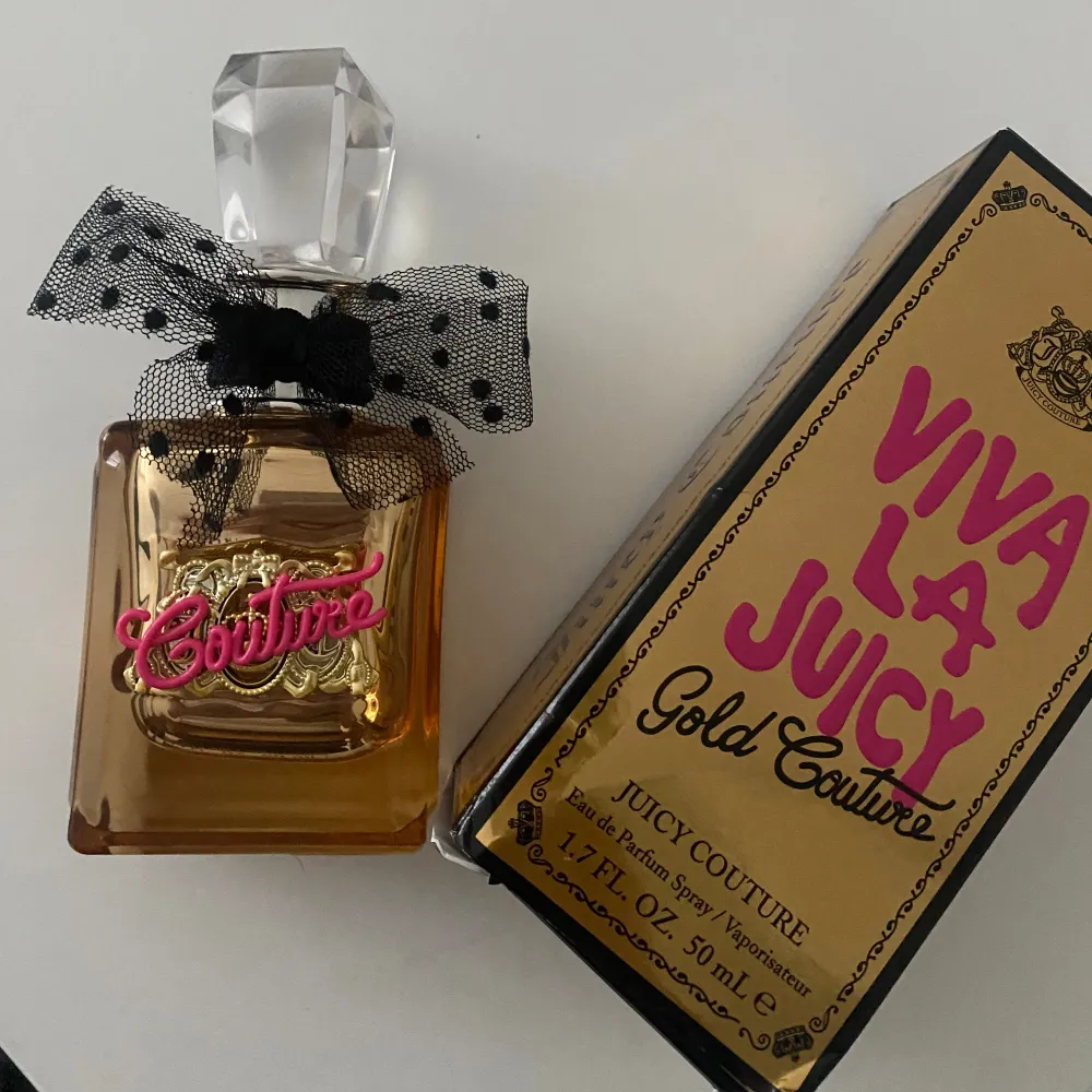 Viva la juicy parfym 50ml  snabbköp- 250kr. Övrigt.
